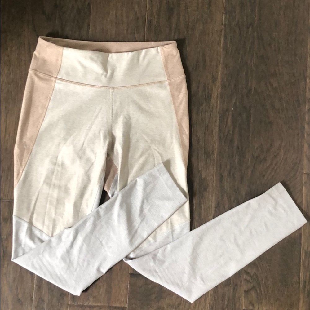 Outdoor Voices 7/8 Tri-Tone Legging